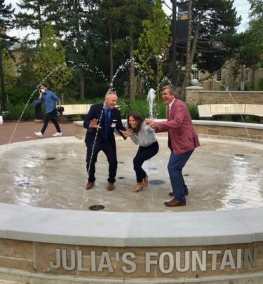 Bill-Sarah-Stu-Julias-fountain